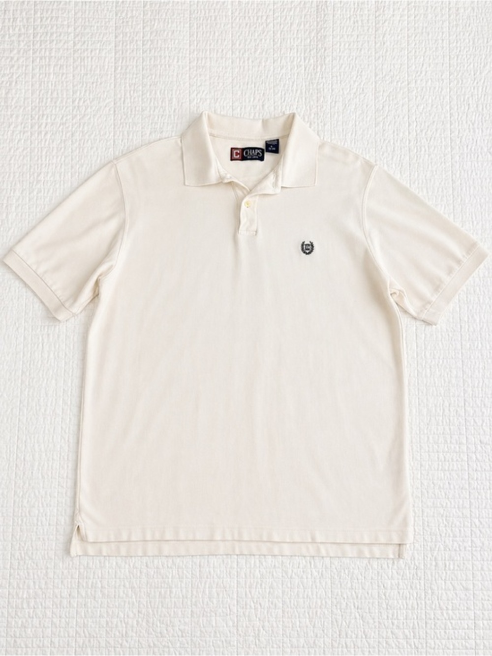 Chaps Men’s Light Cream Polo Large with Embroidered Crest EUC 100% Cotton